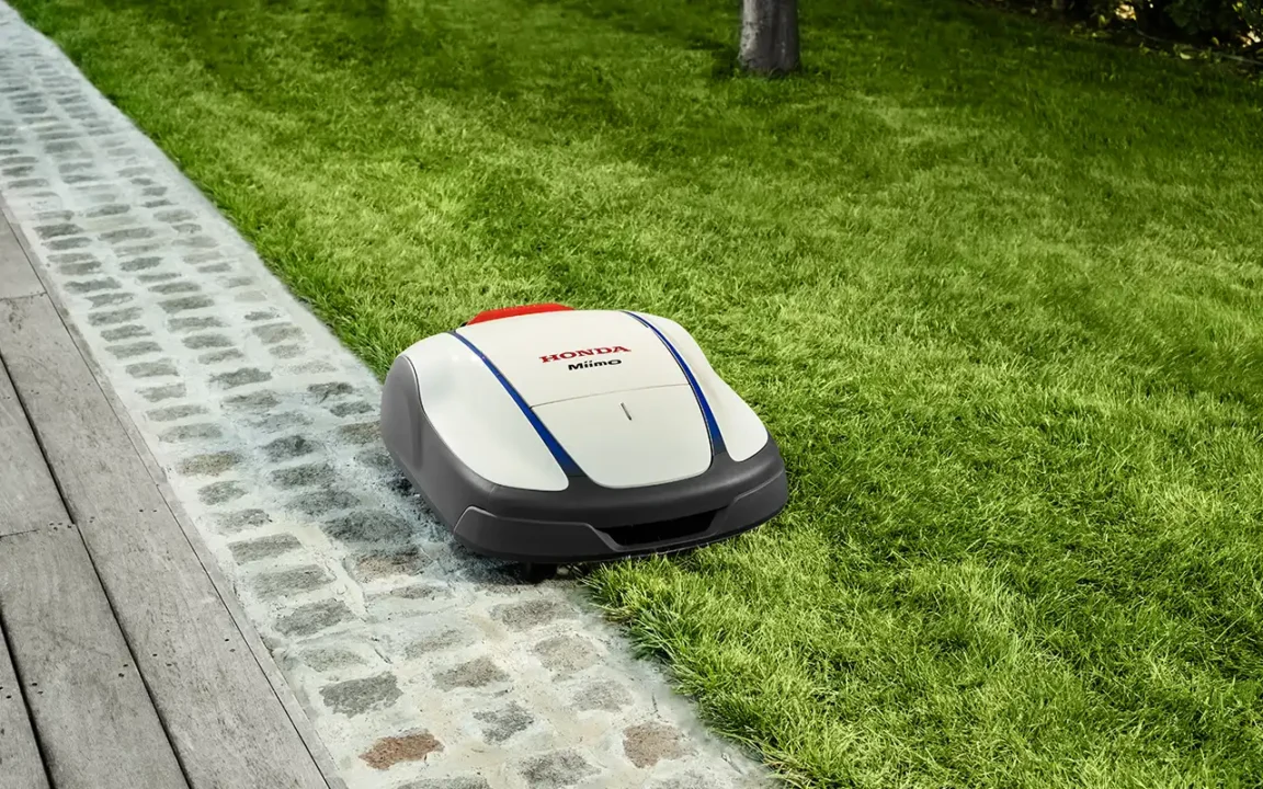 Honda Miimo HRM2500 Live robotgräsklippare kantklipper gräsmattan