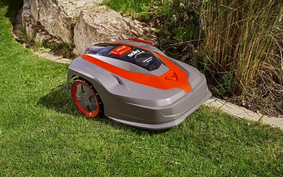 Robotgräsklippare Solo by AL-KO Robolinho 520 W klipper gräsmattan