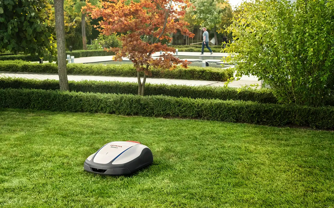 Honda Miimo HRM1500 Live robotgräsklippare klipper villaträdgård