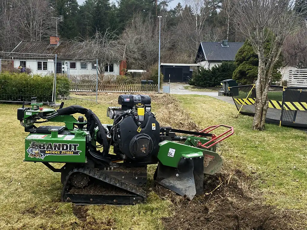 Häckfräsning med en stubbfräs